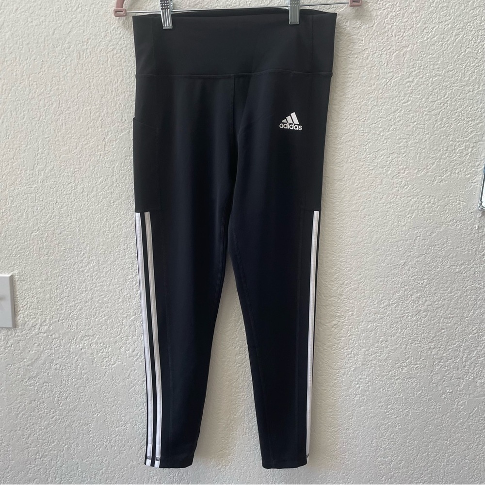 Adidas leggings Size Medium